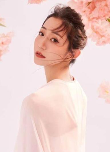 万千惠演员,演绎人生百态，展现演员风采